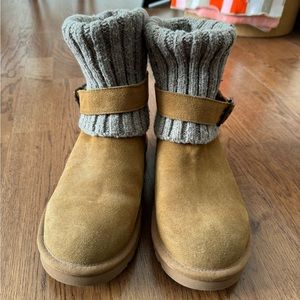 Uggs - women’s size 7 - never worn